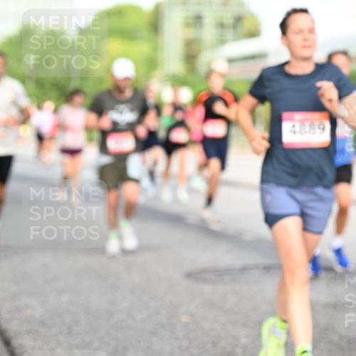 06.09.2026 - CURREX Alsterlauf Dr. Thomas Lammeyer http://msf.ph/oto/10132289 06.09.2026 09:56:18 Laufen  meine-sportfotos.de