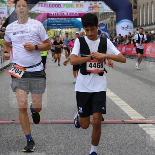 06.09.2026 - CURREX Alsterlauf Strokosch-Dieckow http://msf.ph/oto/10132290 06.09.2026 09:53:13 Ziel 2704, 4269, 4305, 4336, 4465, 4539, 4584, 4623, 4707, 4708, 4760, 4833, 5202, 5681, 5886, 5935, 8230, 8340 meine-sportfotos.de