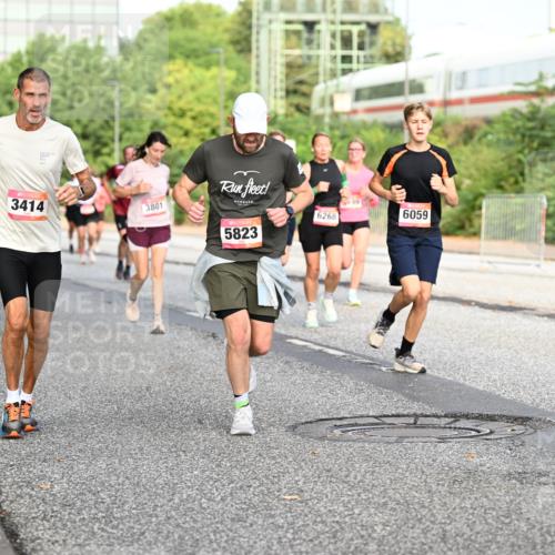 06.09.2026 - CURREX Alsterlauf Dr. Thomas Lammeyer http://msf.ph/oto/10132293 06.09.2026 09:56:18 Laufen 3414, 3801, 5823, 6268, 6059, 559 meine-sportfotos.de