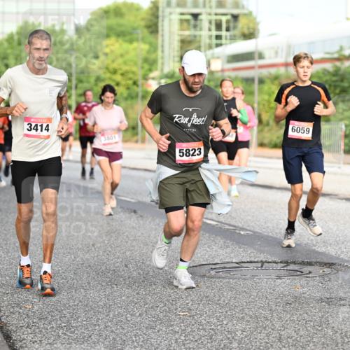 06.09.2026 - CURREX Alsterlauf Dr. Thomas Lammeyer http://msf.ph/oto/10132298 06.09.2026 09:56:19 Laufen 3414, 3801, 5823, 6059 meine-sportfotos.de