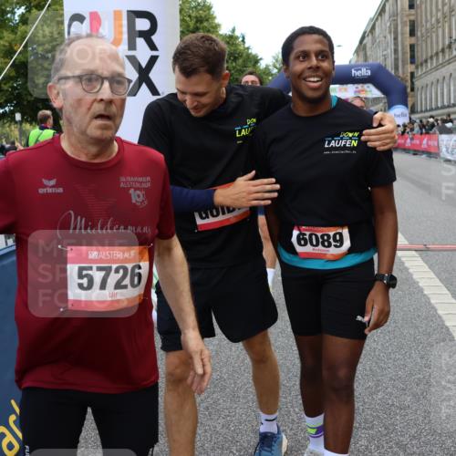 06.09.2026 - CURREX Alsterlauf Strokosch-Dieckow http://msf.ph/oto/10132303 06.09.2026 10:06:05 Ziel 2413, 2457, 2458, 3098, 3842, 3976, 4383, 4679, 4692, 4894, 5174, 5277, 5726, 5781, 6089, 6107, 6385, 8056, 8143, 8161 meine-sportfotos.de