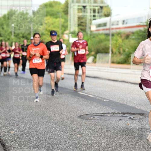 06.09.2026 - CURREX Alsterlauf Dr. Thomas Lammeyer http://msf.ph/oto/10132328 06.09.2026 09:56:22 Laufen 3504, 2743, 3801, 200 meine-sportfotos.de