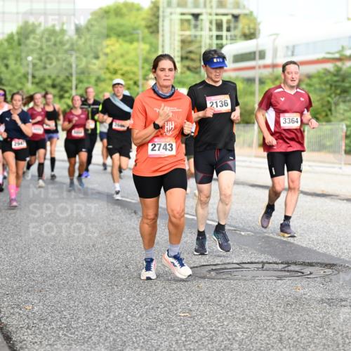 06.09.2026 - CURREX Alsterlauf Dr. Thomas Lammeyer http://msf.ph/oto/10132344 06.09.2026 09:56:23 Laufen 2947, 2743, 2136, 3364 meine-sportfotos.de