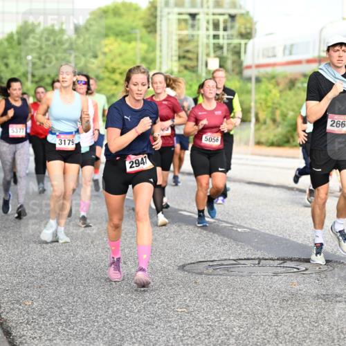 06.09.2026 - CURREX Alsterlauf Dr. Thomas Lammeyer http://msf.ph/oto/10132377 06.09.2026 09:56:27 Laufen 8212, 5377, 3179, 2947, 5056, 2660 meine-sportfotos.de