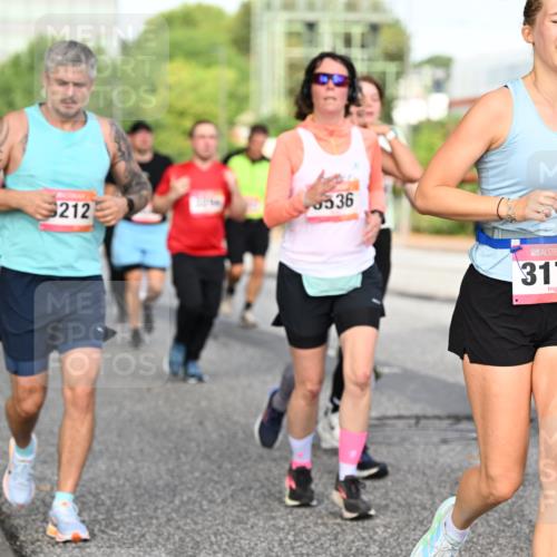 06.09.2026 - CURREX Alsterlauf Dr. Thomas Lammeyer http://msf.ph/oto/10132408 06.09.2026 09:56:29 Laufen 212, 536, 3179, 5055 meine-sportfotos.de