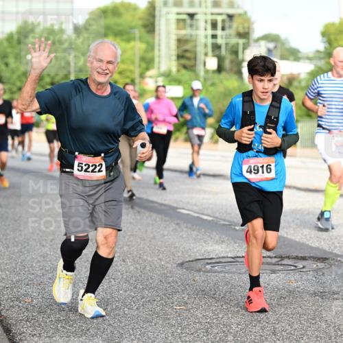06.09.2026 - CURREX Alsterlauf Dr. Thomas Lammeyer http://msf.ph/oto/10132479 06.09.2026 09:56:37 Laufen 4577, 5437, 5222, 4916 meine-sportfotos.de