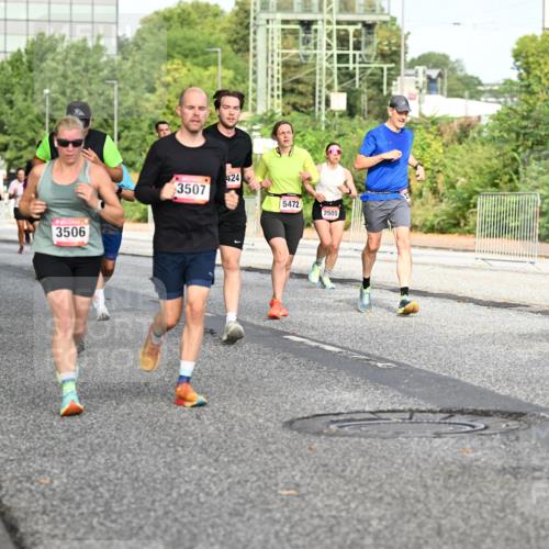 06.09.2026 - CURREX Alsterlauf Dr. Thomas Lammeyer http://msf.ph/oto/10132513 06.09.2026 09:56:41 Laufen 2940, 3506, 3507, 424, 5472, 2505, 3897 meine-sportfotos.de