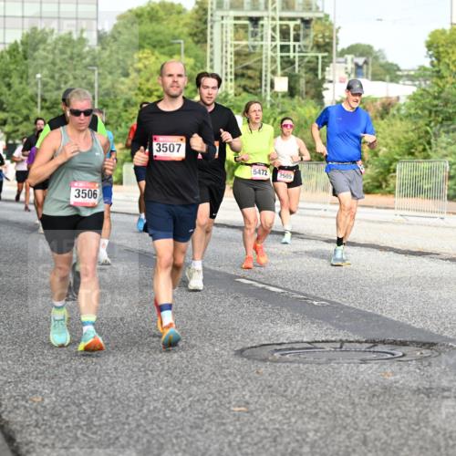 06.09.2026 - CURREX Alsterlauf Dr. Thomas Lammeyer http://msf.ph/oto/10132515 06.09.2026 09:56:41 Laufen 2940, 3506, 3507, 5472, 2505, 38 meine-sportfotos.de