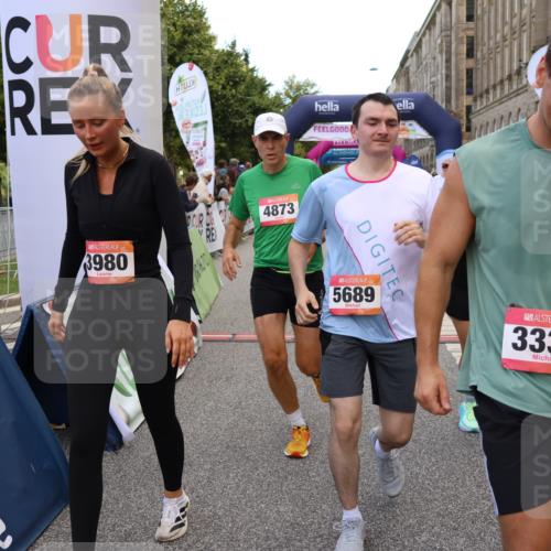 06.09.2026 - CURREX Alsterlauf Strokosch-Dieckow http://msf.ph/oto/10132516 06.09.2026 10:06:18 Ziel 2196, 2625, 2761, 2762, 2763, 2779, 3130, 3228, 3247, 3337, 3515, 3529, 3674, 3677, 3736, 3980, 4027, 4075, 4110, 4344, 4545, 4650, 4873, 5003, 5181, 5303, 5364, 5689, 6093, 6308, 6328, 6350, 6433 meine-sportfotos.de