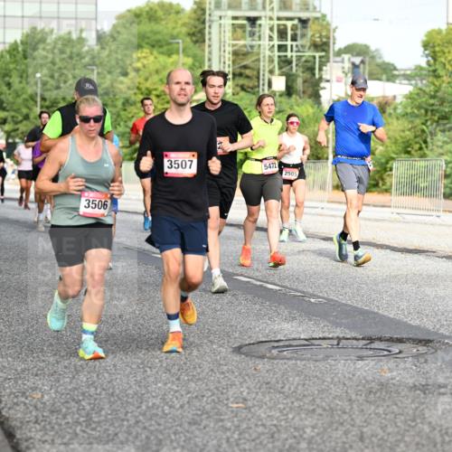 06.09.2026 - CURREX Alsterlauf Dr. Thomas Lammeyer http://msf.ph/oto/10132519 06.09.2026 09:56:42 Laufen 2940, 3506, 3507, 5472, 2505 meine-sportfotos.de