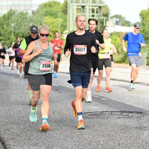 06.09.2026 - CURREX Alsterlauf Dr. Thomas Lammeyer http://msf.ph/oto/10132523 06.09.2026 09:56:42 Laufen 3506, 3507, 5471 meine-sportfotos.de