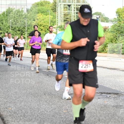 06.09.2026 - CURREX Alsterlauf Dr. Thomas Lammeyer http://msf.ph/oto/10132545 06.09.2026 09:56:44 Laufen 283, 2940, 42, 02, 180, 6299, 611, 2257 meine-sportfotos.de