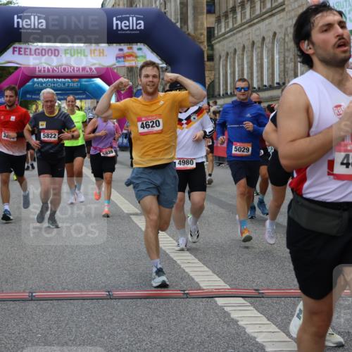 06.09.2026 - CURREX Alsterlauf Strokosch-Dieckow http://msf.ph/oto/10132567 06.09.2026 09:53:31 Ziel 2536, 2561, 2666, 2766, 2782, 3205, 3531, 3953, 4572, 4620, 4749, 4808, 4937, 4945, 4980, 5029, 5133, 5236, 5546, 5656, 5822, 5839, 6372, 6455, 8006, 8133, 8135 meine-sportfotos.de