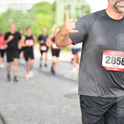 06.09.2026 - CURREX Alsterlauf Dr. Thomas Lammeyer http://msf.ph/oto/10132606 06.09.2026 09:56:50 Laufen 2856 meine-sportfotos.de