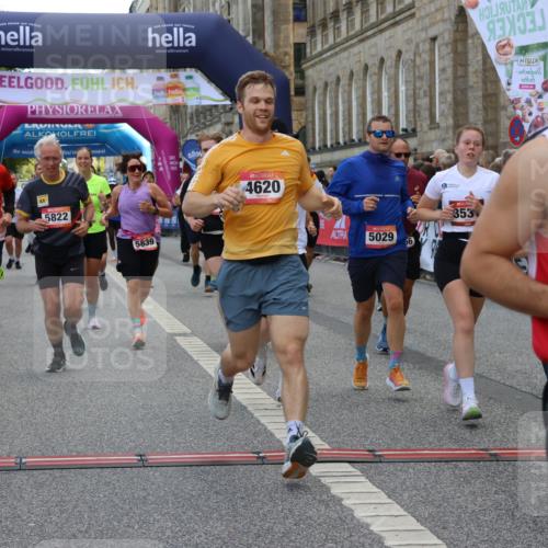 06.09.2026 - CURREX Alsterlauf Strokosch-Dieckow http://msf.ph/oto/10132610 06.09.2026 09:53:31 Ziel 2536, 2561, 2666, 2766, 2782, 3205, 3531, 3953, 4572, 4620, 4749, 4808, 4937, 4945, 4980, 5029, 5133, 5236, 5546, 5656, 5822, 5839, 6372, 6455, 8006, 8133, 8135 meine-sportfotos.de