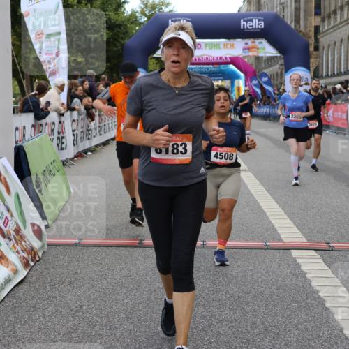 06.09.2026 - CURREX Alsterlauf Strokosch-Dieckow http://msf.ph/oto/10132637 06.09.2026 10:06:27 Ziel 2266, 2541, 2625, 2863, 3736, 3772, 3942, 3947, 4027, 4075, 4508, 4650, 4819, 5003, 5181, 5364, 5600, 6308, 8183 meine-sportfotos.de