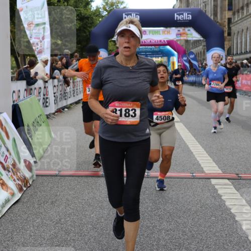 06.09.2026 - CURREX Alsterlauf Strokosch-Dieckow http://msf.ph/oto/10132647 06.09.2026 10:06:27 Ziel 2266, 2541, 2625, 2863, 3736, 3772, 3942, 3947, 4027, 4075, 4508, 4650, 4819, 5003, 5181, 5364, 5600, 6308, 8183 meine-sportfotos.de