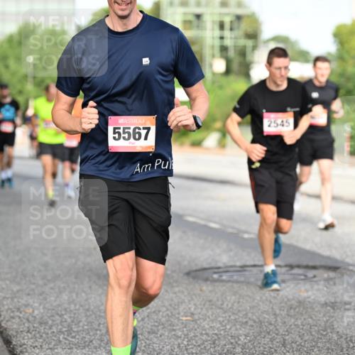 06.09.2026 - CURREX Alsterlauf Dr. Thomas Lammeyer http://msf.ph/oto/10132666 06.09.2026 09:56:56 Laufen 5567, 2545 meine-sportfotos.de