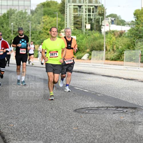 06.09.2026 - CURREX Alsterlauf Dr. Thomas Lammeyer http://msf.ph/oto/10132686 06.09.2026 09:56:59 Laufen 6291, 2671, 4296 meine-sportfotos.de