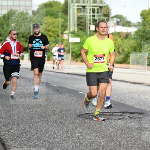 06.09.2026 - CURREX Alsterlauf Dr. Thomas Lammeyer http://msf.ph/oto/10132698 06.09.2026 09:57:00 Laufen 6291, 6258, 2671 meine-sportfotos.de