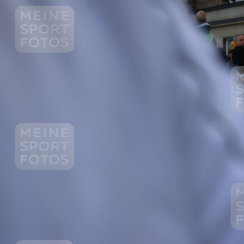 06.09.2026 - CURREX Alsterlauf Strokosch-Dieckow http://msf.ph/oto/10132701 06.09.2026 09:53:45 Ziel 2537, 3458, 3661, 3964, 4082, 4571, 4617, 5110, 5119, 5483, 5590, 5782, 5884, 6477 meine-sportfotos.de