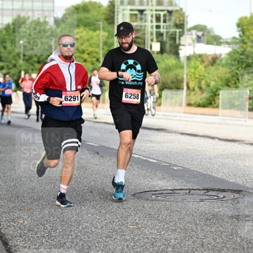 06.09.2026 - CURREX Alsterlauf Dr. Thomas Lammeyer http://msf.ph/oto/10132712 06.09.2026 09:57:01 Laufen 6291, 6258 meine-sportfotos.de