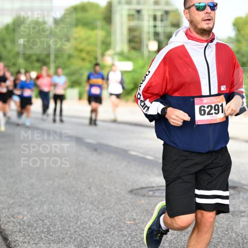 06.09.2026 - CURREX Alsterlauf Dr. Thomas Lammeyer http://msf.ph/oto/10132729 06.09.2026 09:57:02 Laufen 6291 meine-sportfotos.de