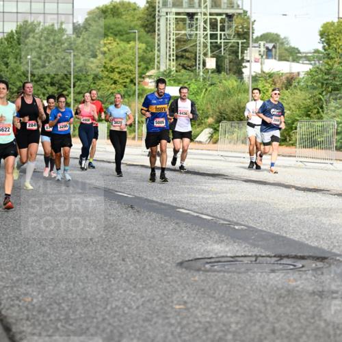 06.09.2026 - CURREX Alsterlauf Dr. Thomas Lammeyer http://msf.ph/oto/10132740 06.09.2026 09:57:04 Laufen 6187, 6436, 4900, 3820, 5005, 2849, 3295, 5622, 6397, 2698 meine-sportfotos.de