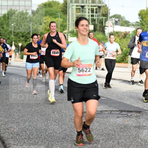 06.09.2026 - CURREX Alsterlauf Dr. Thomas Lammeyer http://msf.ph/oto/10132776 06.09.2026 09:57:07 Laufen 618, 39, 2849, 8318, 6397, 5622, 382, 5005, 5180 meine-sportfotos.de