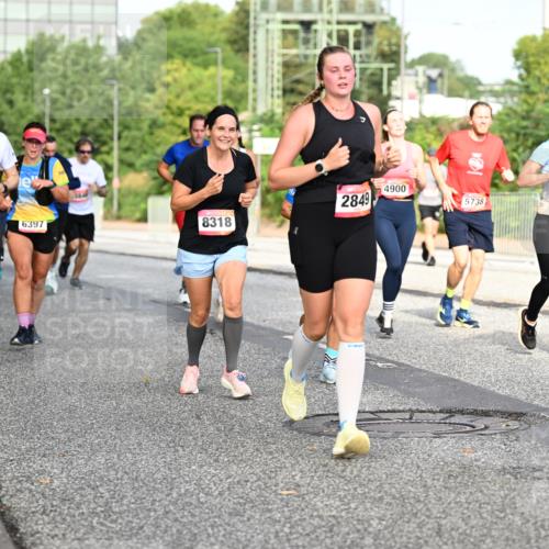 06.09.2026 - CURREX Alsterlauf Dr. Thomas Lammeyer http://msf.ph/oto/10132791 06.09.2026 09:57:08 Laufen 6187, 4900, 2849, 3820, 5738, 6397, 8318, 181, 643 meine-sportfotos.de