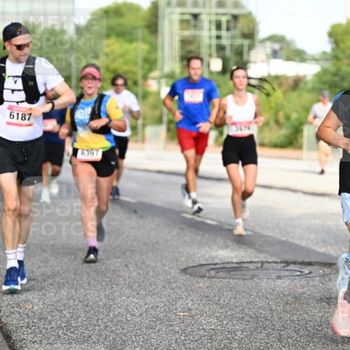 06.09.2026 - CURREX Alsterlauf Dr. Thomas Lammeyer http://msf.ph/oto/10132804 06.09.2026 09:57:10 Laufen 6187, 6397, 8318 meine-sportfotos.de