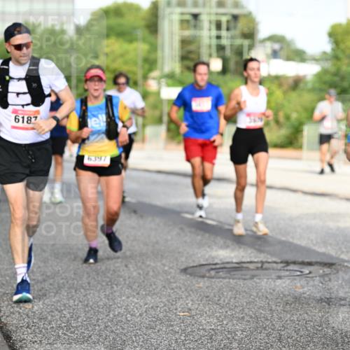 06.09.2026 - CURREX Alsterlauf Dr. Thomas Lammeyer http://msf.ph/oto/10132805 06.09.2026 09:57:10 Laufen 6187, 6397, 3578, 8318 meine-sportfotos.de