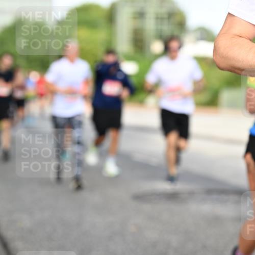 06.09.2026 - CURREX Alsterlauf Dr. Thomas Lammeyer http://msf.ph/oto/10132829 06.09.2026 09:57:12 Laufen  meine-sportfotos.de