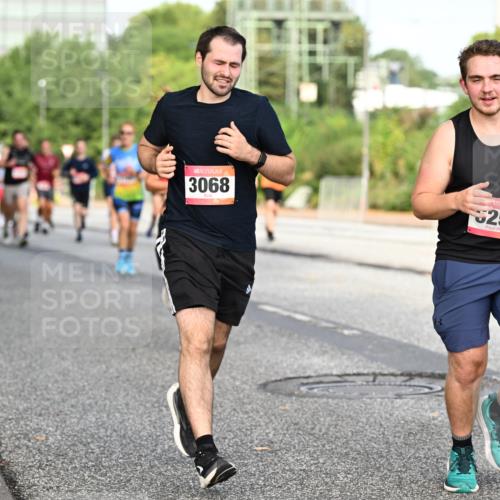 06.09.2026 - CURREX Alsterlauf Dr. Thomas Lammeyer http://msf.ph/oto/10132861 06.09.2026 09:57:15 Laufen 3068, 257 meine-sportfotos.de