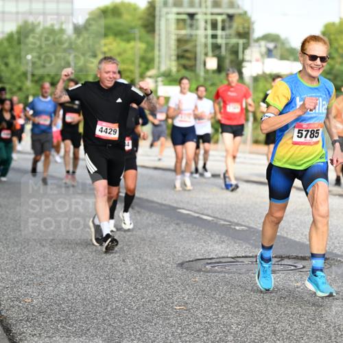 06.09.2026 - CURREX Alsterlauf Dr. Thomas Lammeyer http://msf.ph/oto/10132899 06.09.2026 09:57:19 Laufen 4429, 5785 meine-sportfotos.de