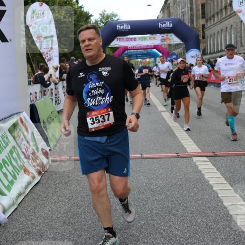 06.09.2026 - CURREX Alsterlauf Strokosch-Dieckow http://msf.ph/oto/10132923 06.09.2026 10:06:47 Ziel 2270, 2428, 2532, 2533, 2745, 3142, 3143, 3266, 3267, 3500, 3501, 3502, 3537, 3675, 3855, 4347, 5143, 5167, 5471, 6275, 6285, 8017 meine-sportfotos.de