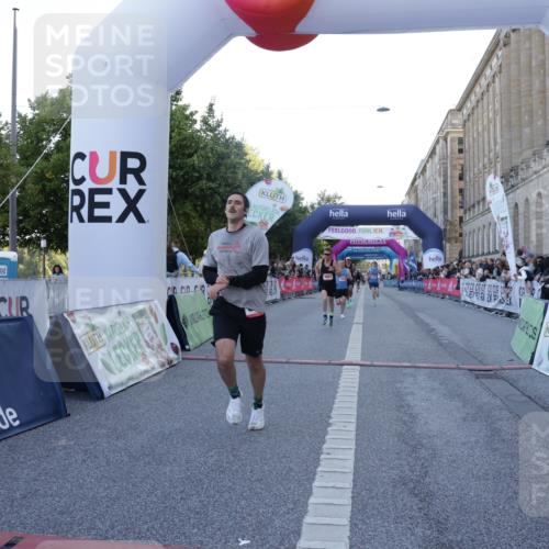 06.09.2026 - CURREX Alsterlauf Yannick Fuchs http://msf.ph/oto/10132936 06.09.2026 09:40:46 Ziel 2131, 4807, 5343, 5768, 5956, 6129, 6196, 6295 meine-sportfotos.de
