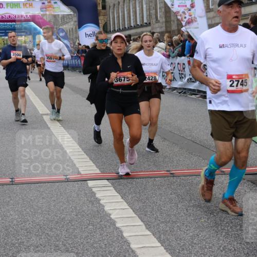 06.09.2026 - CURREX Alsterlauf Strokosch-Dieckow http://msf.ph/oto/10132962 06.09.2026 10:06:48 Ziel 2270, 2428, 2533, 2745, 3142, 3143, 3500, 3501, 3502, 3537, 3675, 3855, 4347, 5143, 5167, 5471, 6275, 6285, 8017 meine-sportfotos.de