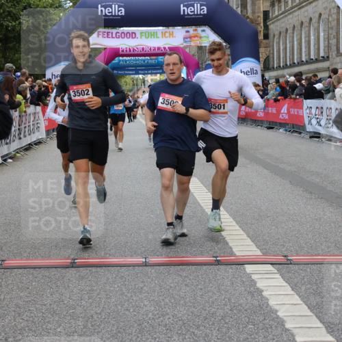 06.09.2026 - CURREX Alsterlauf Strokosch-Dieckow http://msf.ph/oto/10132982 06.09.2026 10:06:50 Ziel 2270, 2428, 2745, 2934, 3142, 3143, 3500, 3501, 3502, 3537, 3675, 3855, 4347, 5143, 5167, 5471, 6275, 6285, 8017 meine-sportfotos.de