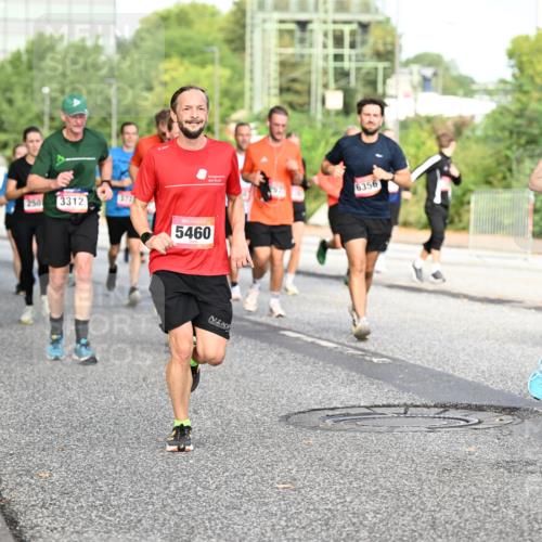 06.09.2026 - CURREX Alsterlauf Dr. Thomas Lammeyer http://msf.ph/oto/10132984 06.09.2026 09:57:28 Laufen 6353, 250, 3312, 5460, 6356, 3 meine-sportfotos.de