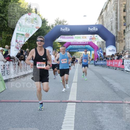 06.09.2026 - CURREX Alsterlauf Yannick Fuchs http://msf.ph/oto/10132985 06.09.2026 09:40:48 Ziel 3786, 4807, 5343, 5768, 5954, 5956, 6129, 6196, 6295 meine-sportfotos.de