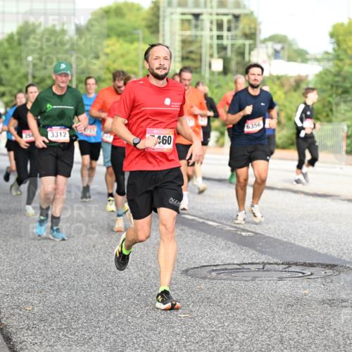 06.09.2026 - CURREX Alsterlauf Dr. Thomas Lammeyer http://msf.ph/oto/10132987 06.09.2026 09:57:28 Laufen 6353, 3312, 460, 6356, 2520 meine-sportfotos.de