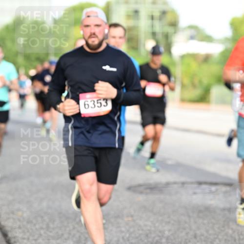 06.09.2026 - CURREX Alsterlauf Dr. Thomas Lammeyer http://msf.ph/oto/10133026 06.09.2026 09:57:32 Laufen 6353 meine-sportfotos.de