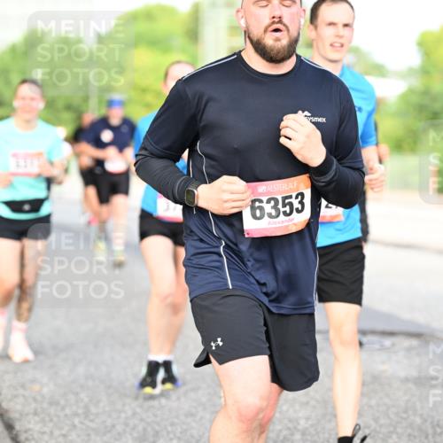 06.09.2026 - CURREX Alsterlauf Dr. Thomas Lammeyer http://msf.ph/oto/10133030 06.09.2026 09:57:32 Laufen 6353 meine-sportfotos.de