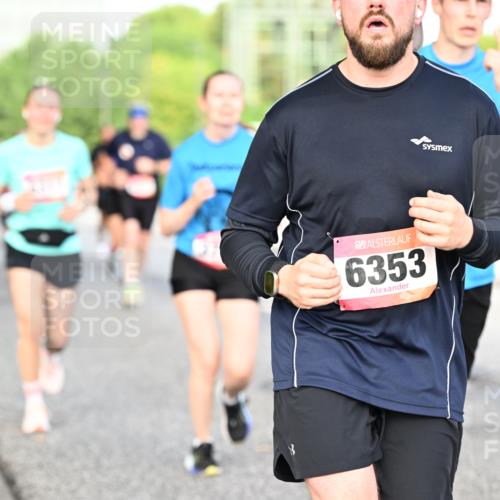 06.09.2026 - CURREX Alsterlauf Dr. Thomas Lammeyer http://msf.ph/oto/10133034 06.09.2026 09:57:33 Laufen 6353 meine-sportfotos.de