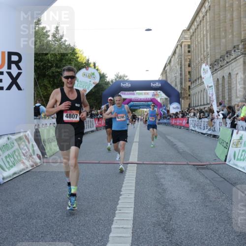 06.09.2026 - CURREX Alsterlauf Yannick Fuchs http://msf.ph/oto/10133040 06.09.2026 09:40:49 Ziel 3786, 4807, 5343, 5768, 5954, 5956, 6129, 6196, 6295 meine-sportfotos.de