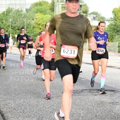 06.09.2026 - CURREX Alsterlauf Dr. Thomas Lammeyer http://msf.ph/oto/10133068 06.09.2026 09:57:36 Laufen 4414, 3735, 47, 33, 6231, 5745, 82 meine-sportfotos.de