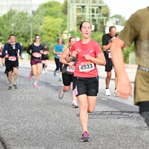 06.09.2026 - CURREX Alsterlauf Dr. Thomas Lammeyer http://msf.ph/oto/10133069 06.09.2026 09:57:37 Laufen 4701, 4533, 6231 meine-sportfotos.de