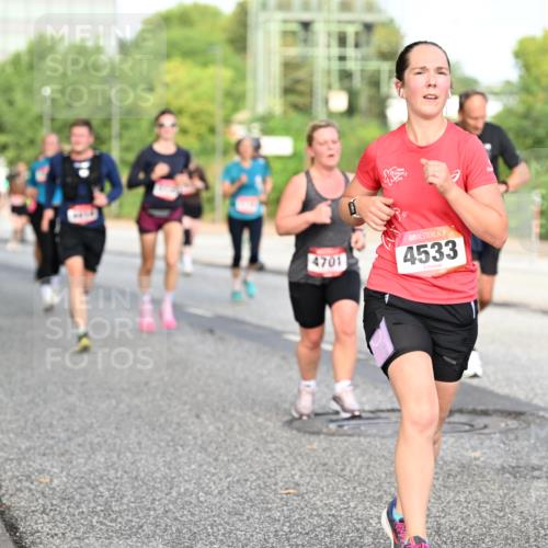 06.09.2026 - CURREX Alsterlauf Dr. Thomas Lammeyer http://msf.ph/oto/10133077 06.09.2026 09:57:37 Laufen 4701, 4533 meine-sportfotos.de