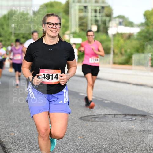 06.09.2026 - CURREX Alsterlauf Dr. Thomas Lammeyer http://msf.ph/oto/10133139 06.09.2026 09:57:44 Laufen 4914 meine-sportfotos.de